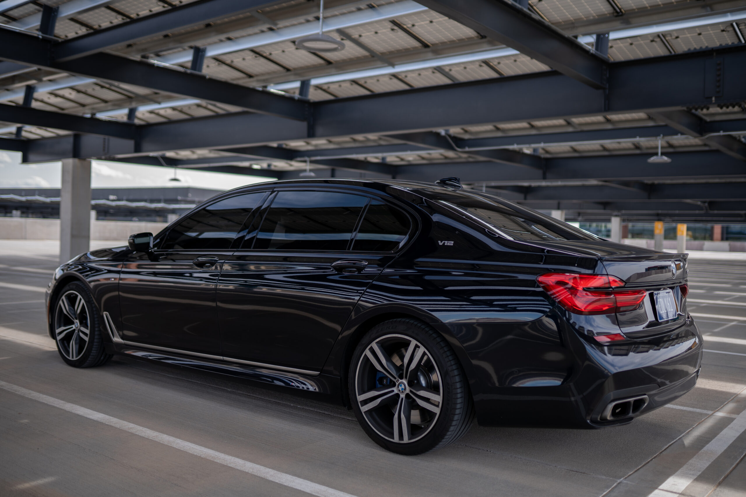2018 BMW M760i V12