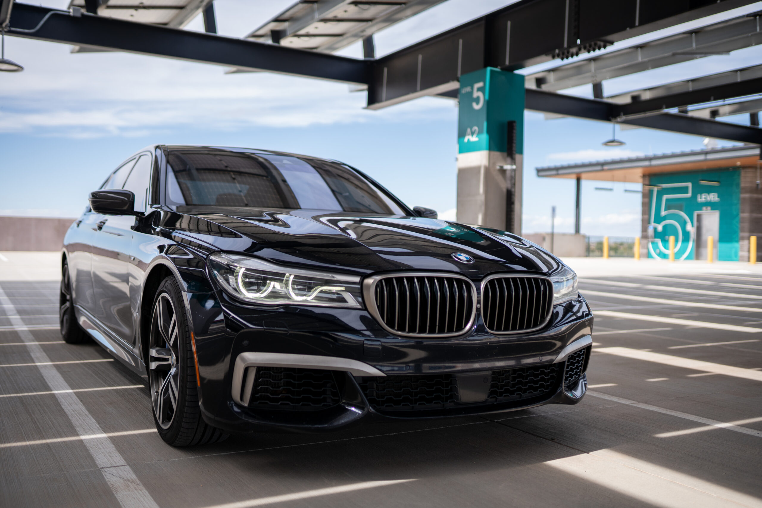 2018 BMW M760i V12