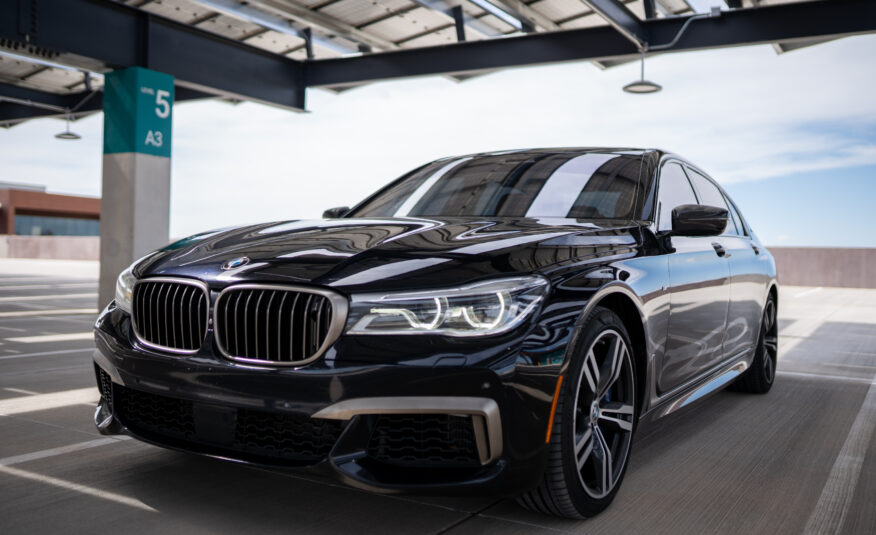 2018 BMW M760i V12