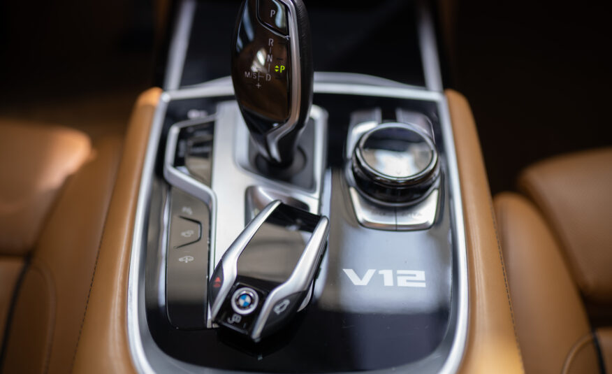 2018 BMW M760i V12