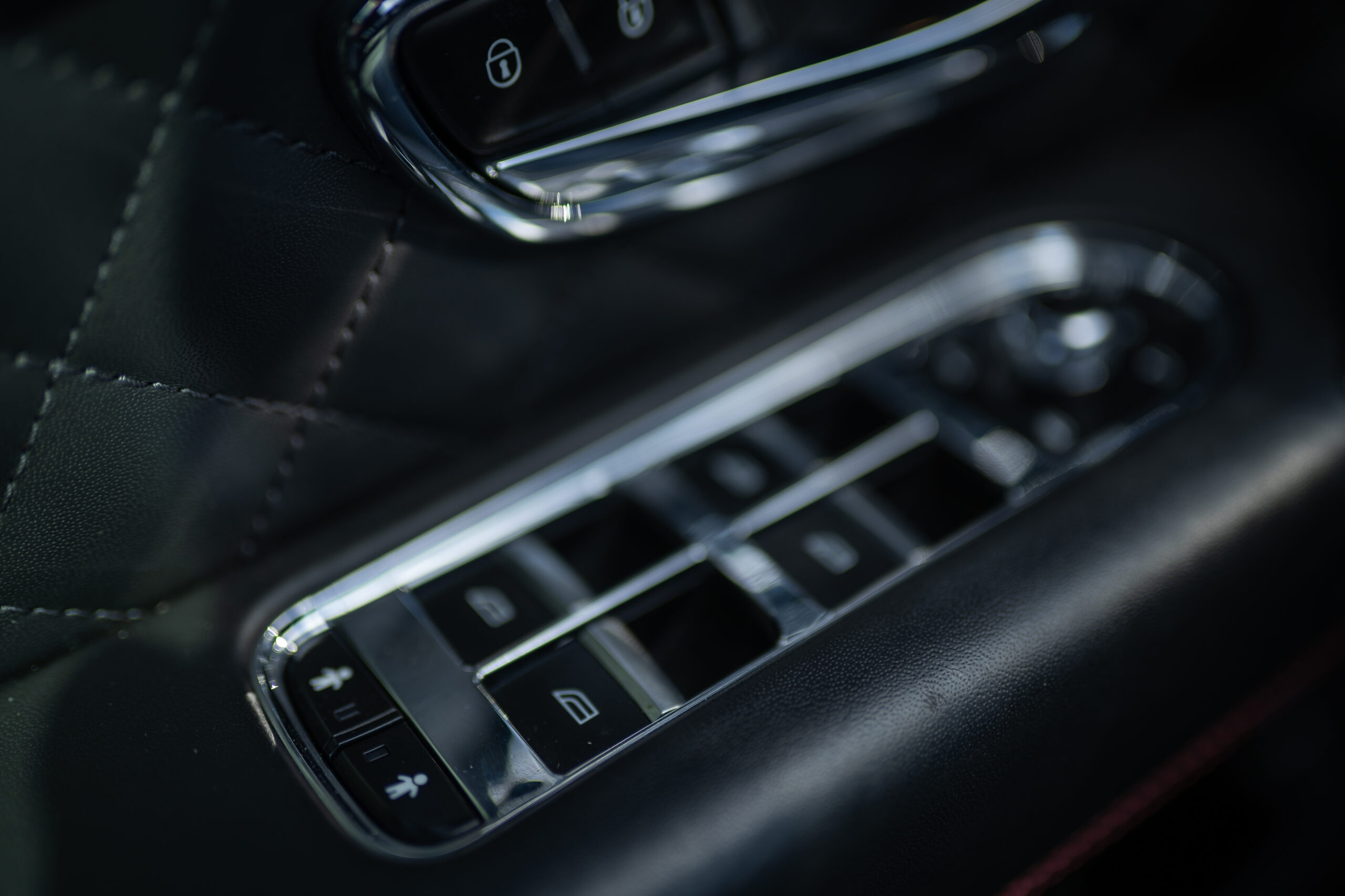 2018 Bentley Bentayga Black Edition