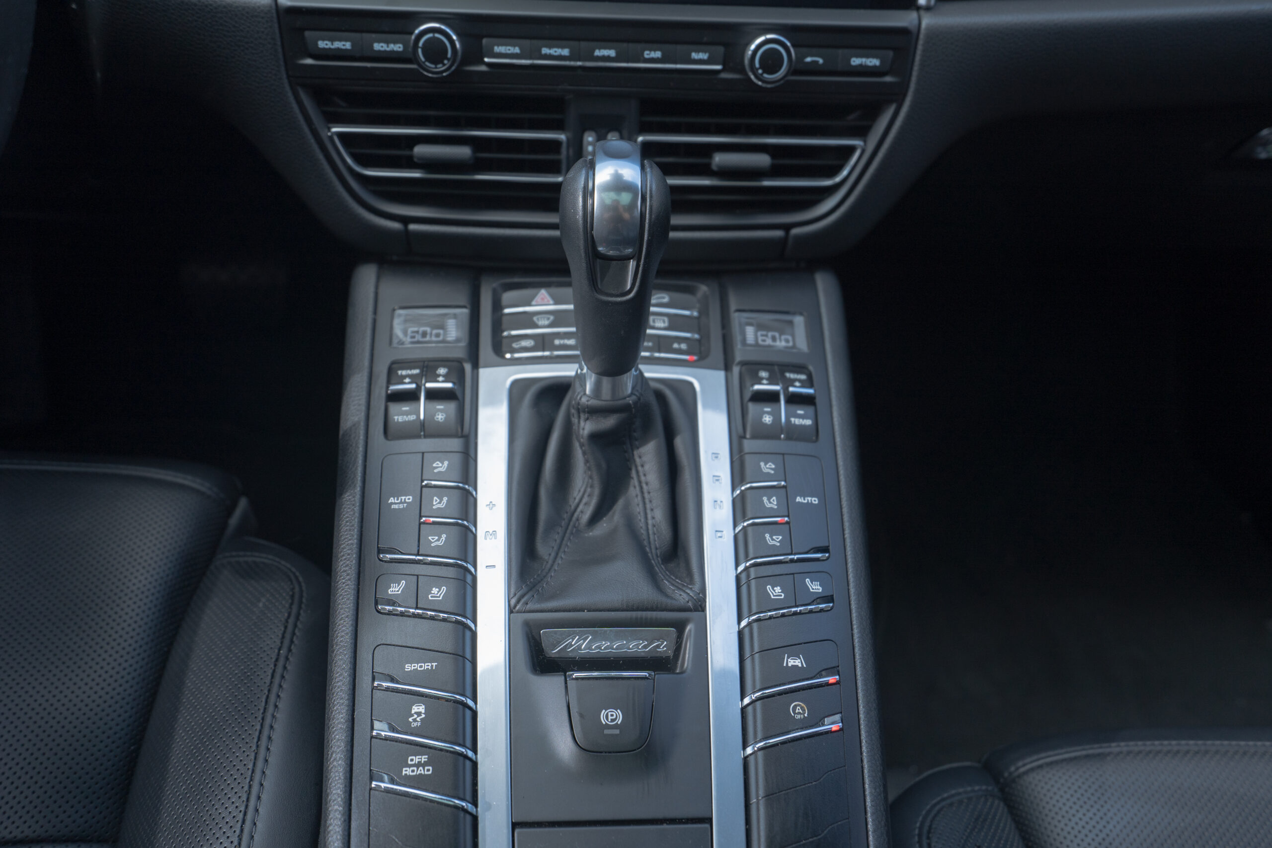 2020 Porsche Macan Highly Optioned!