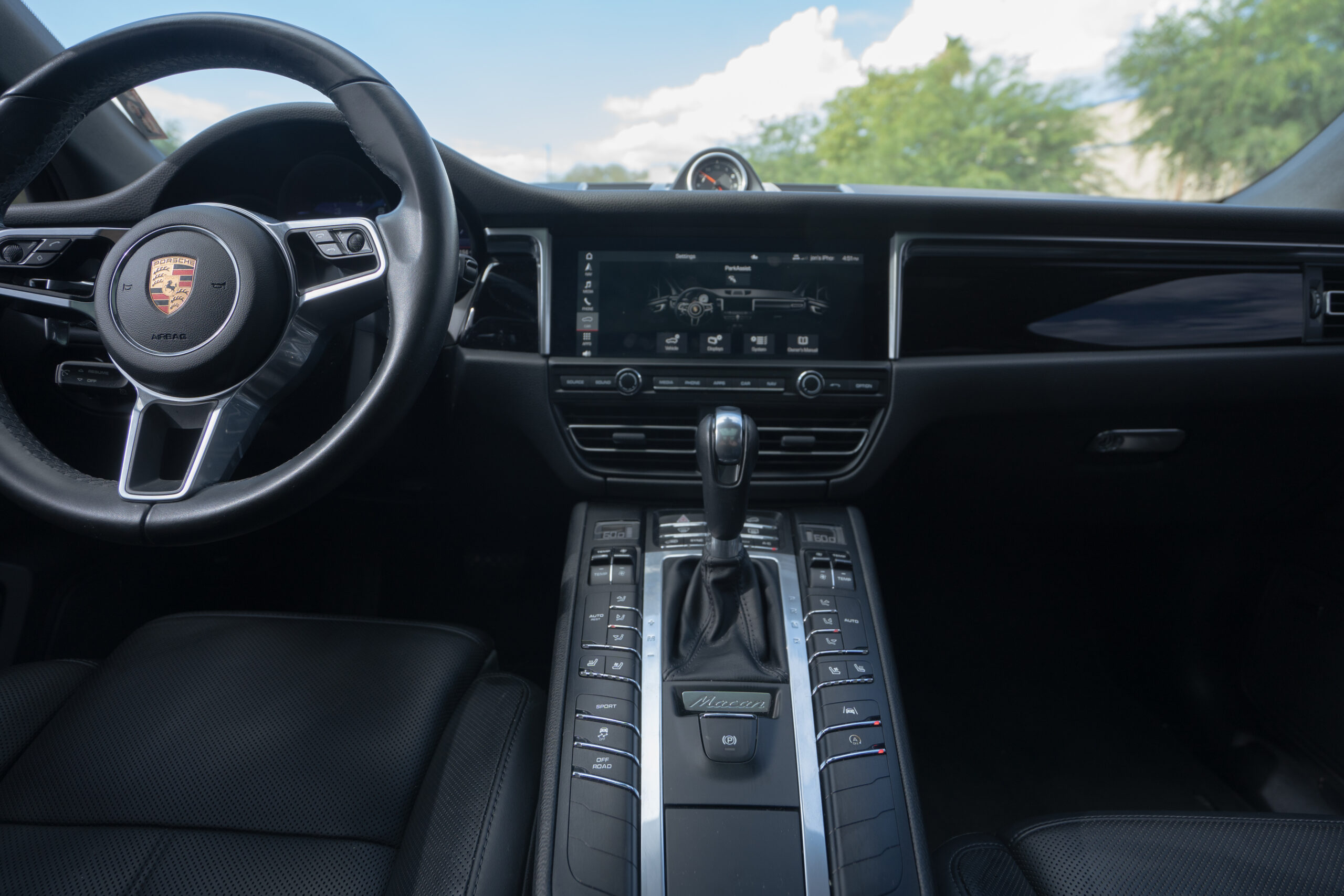 2020 Porsche Macan Highly Optioned!